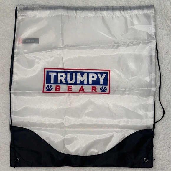Trumpy Bear Drawstring Bag Backpack Donald Trump - Picture 1 of 9